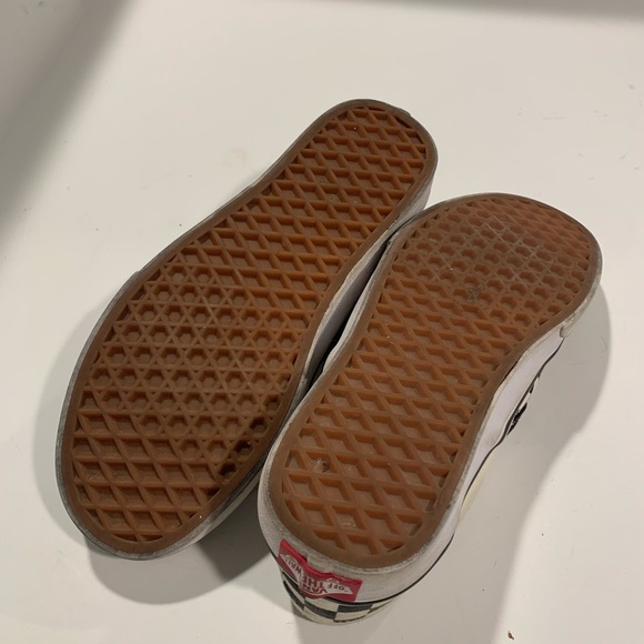 Boys Checkerboard Vans - Picture 3 of 4